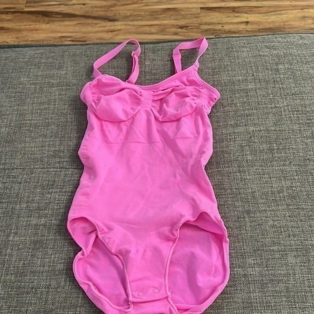 Skims Sculpting Bodysuit - Picture 3 of 5